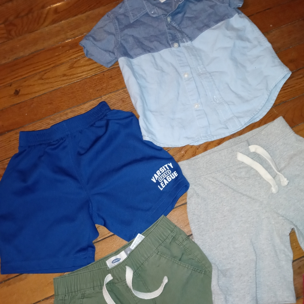 Boy's 3T 5-piece Lot - Picture 3 of 5